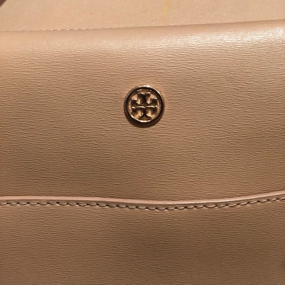 [sold] Tory Burch Parker Leather Tote - Picture 4 of 6